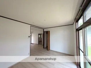 サンハイツ【1階】の居間