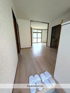 サンハイツ【1階】の玄関