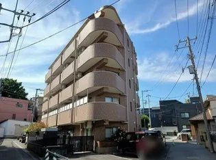 ラ・ベルヴィ【3階】の外観