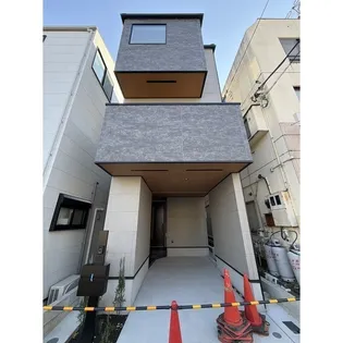 神奈川県川崎市宮前区南平台【一戸建】の外観