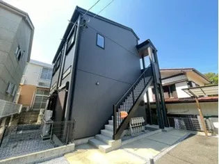 LA VERITE LOIN Fの画像