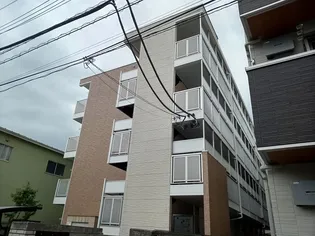 レオパレスリヴェール【4階】の外観