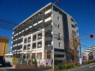 ファミリアレアーレ【5階】の外観