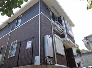 ホワイト リリィ【2階】の外観