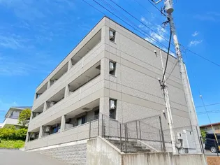 カルキノス【2階】の外観