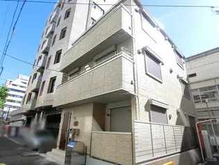 THREE ARROWS 関内の画像