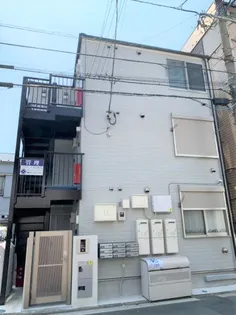 ベイルーム京急鶴見【3階】の外観