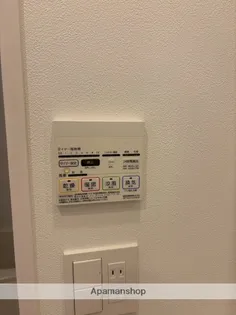 エストゥルース横濱吉野町【6階】の内装