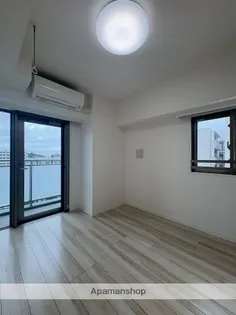 エストゥルース横濱吉野町【6階】の内装