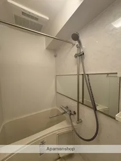 エストゥルース横濱吉野町【6階】の風呂