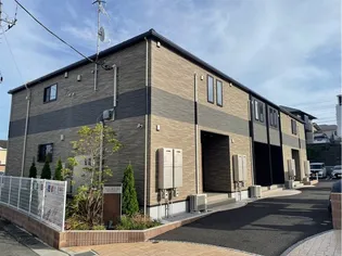 グリシーヌ・イースト【1階】の外観