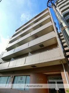 ベルメゾン横浜【3階】の外観