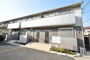 ロイヤルテラス【1階】の外観