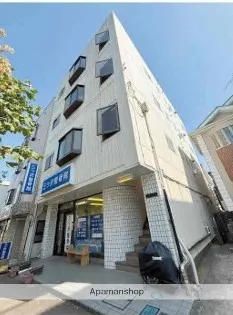 ファミール大和【3階】の外観