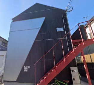 シモンズ・ホール【1階】の外観