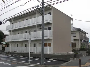 レオパレスサンライズ飯島【1階】の外観