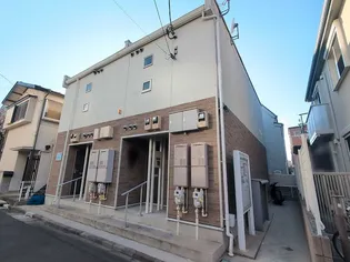 レオネクストエストレリータ【1階】の外観