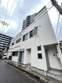 神奈川県横浜市西区西平沼町【アパート】の外観