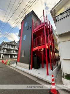 奏マルシェTSURUMI【3階】の外観