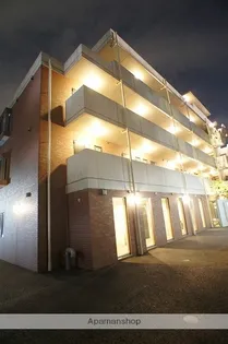 アマルフィ【3階】の外観