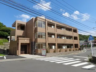 ロイヤル中央【3階】の外観