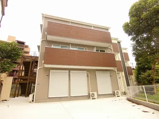 ウィズプレイス高津【1階】の外観