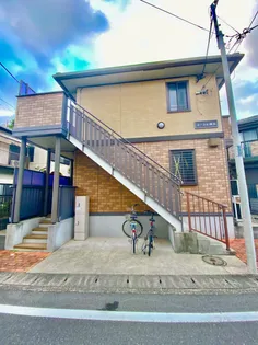 コーラル横浜【1階】の外観