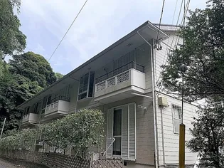 プリティ・シャトル【1階】の外観