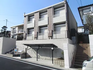 レオネクストサニーコート西寺尾【2階】の外観