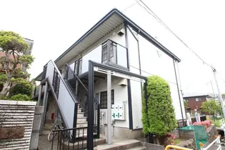 ディアコート大蔵【1階】の外観