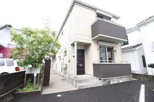 ペルルメゾン【2階】の外観