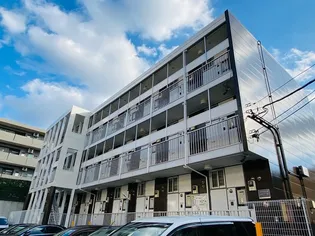 レオパレスシャルム【3階】の外観