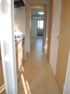 プレミール伊勢原【1階】の玄関