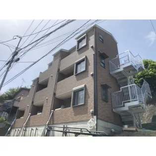 ヒルサイド追浜【2階】の外観
