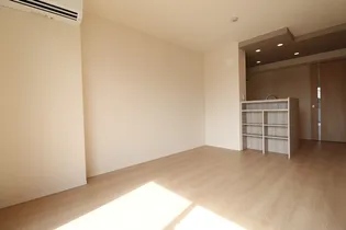 ハッピー プレイス【2階】の内装