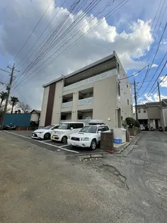 リブリ・プレニチュード【2階】の外観