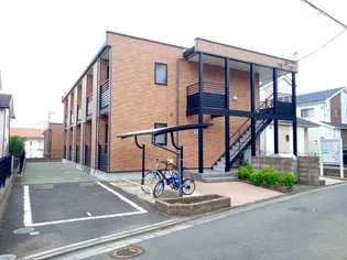 レオネクストアンフィーニ洋【2階】の外観