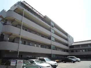 クレストコートの画像