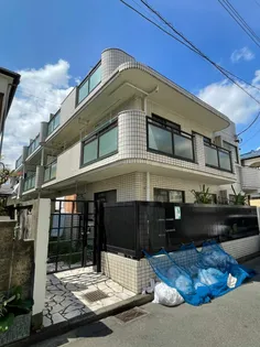 第一イーストプラザ【3階】の外観