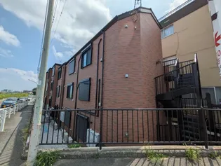 ベイルーム平間【3階】の外観