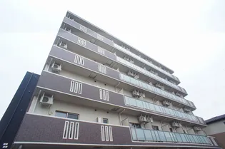 ラクラス菊名の画像