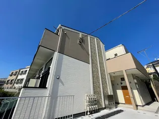 アザーレ・キュリオス横浜【2階】の外観