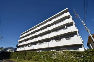 BELLEVUE参番館【2階】の外観