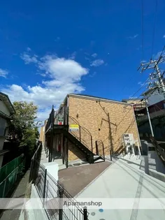 ハーミットクラブハウスSWING【2階】の外観