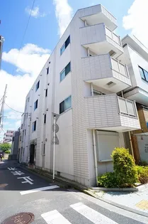 ソレイユ横濱【1階】の外観