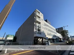 ビーカーサヨコハマヒガシの画像