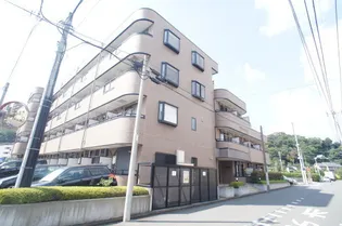 シーダーパーク【4階】の外観