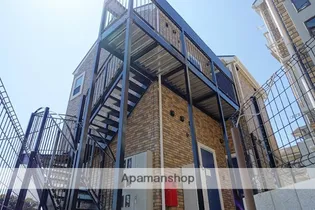 ハーミットクラブハウス横濱生麦【2階】の外観