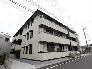 エメ ドゥーズの画像