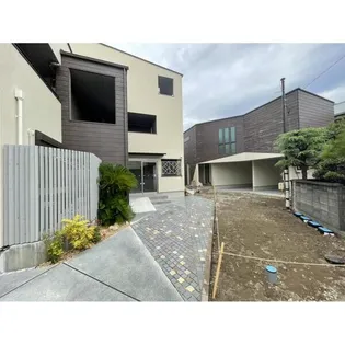 SOUTHERN VILLAGE II【1階】の外観